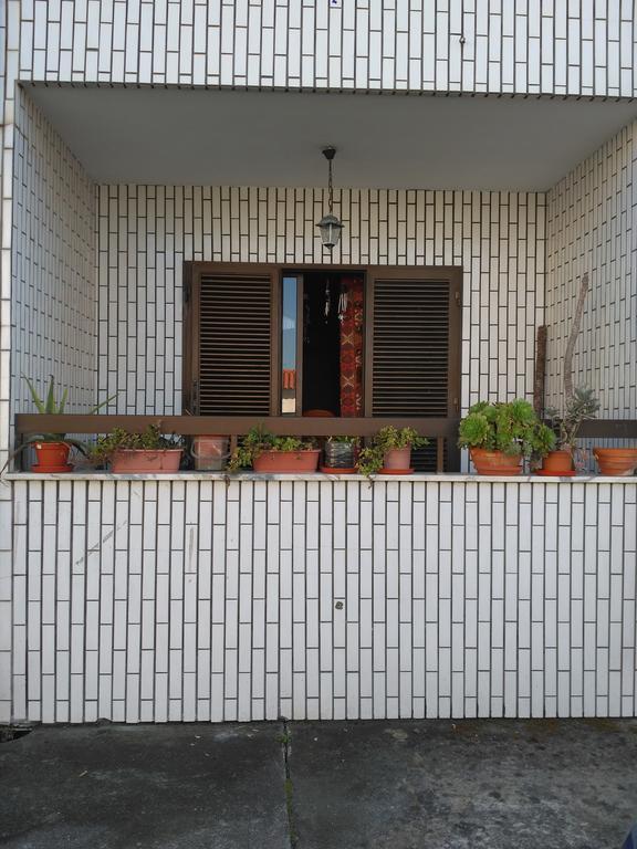 ホテル Rua 5 House ガファーニャ・ダ・ヴァゲイラ エクステリア 写真